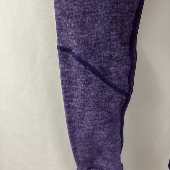 Lululemon Cold Hands Warm Heart Half Zip Pullover Size 4 Purple - Picture 9 of 12